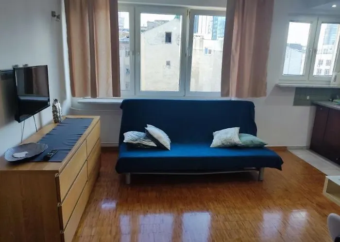 شقة Zelazna Center